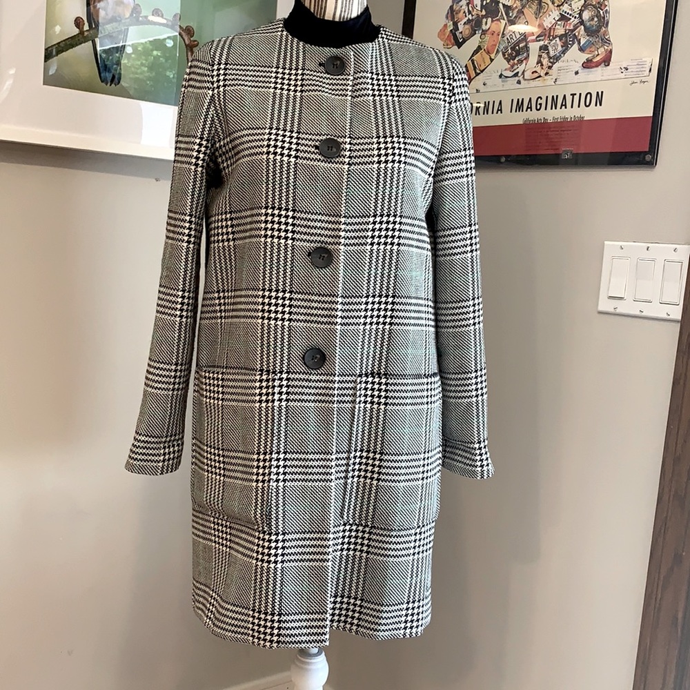 Zara B/W Plaid Collarless Blazer Jacket